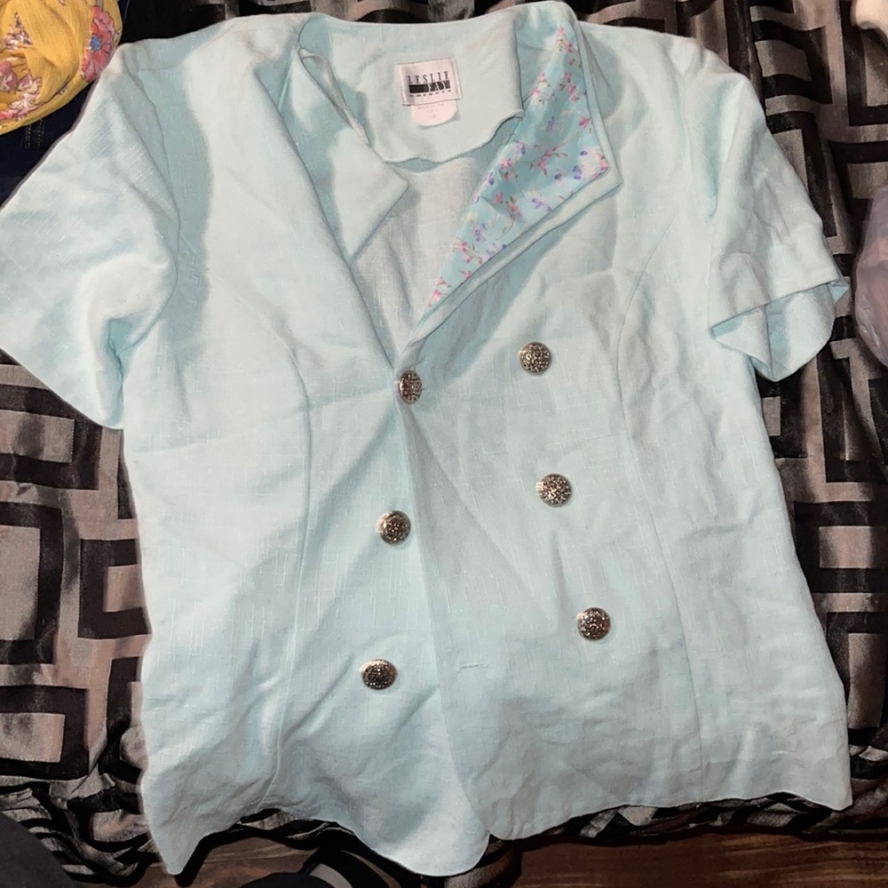 Leslie outfit, size 8.